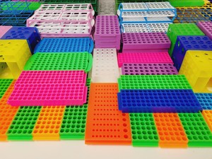 Thumbnail image of Assorted Plastic Test Tube Holders Lab