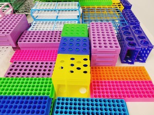 Thumbnail image of Assorted Plastic Test Tube Holders Lab