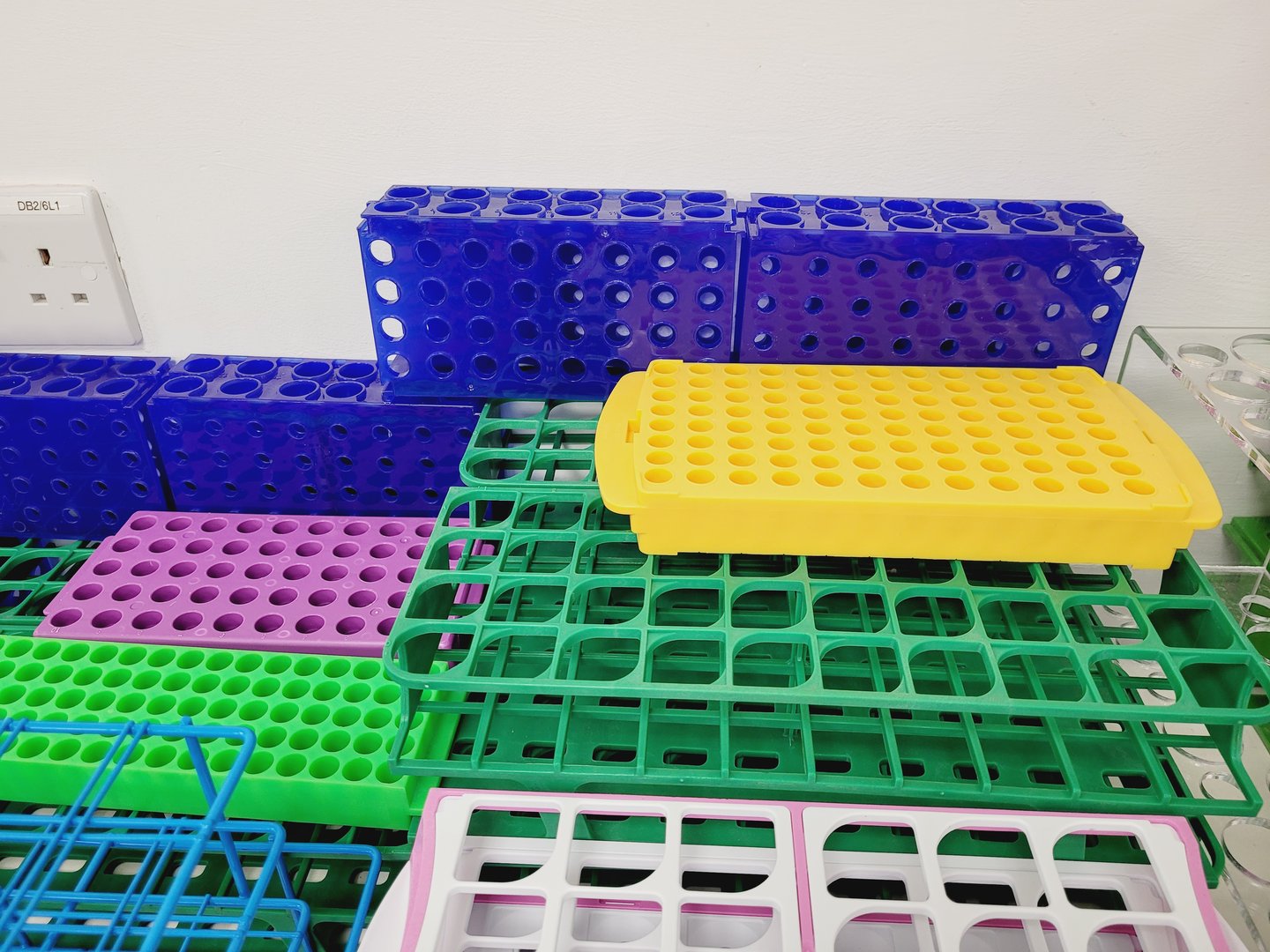 Image of Assorted Plastic Test Tube Holders Lab