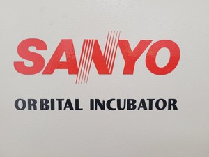 Thumbnail image of Sanyo Orbital Shaking Incubator IOX402.XX1.C Lab