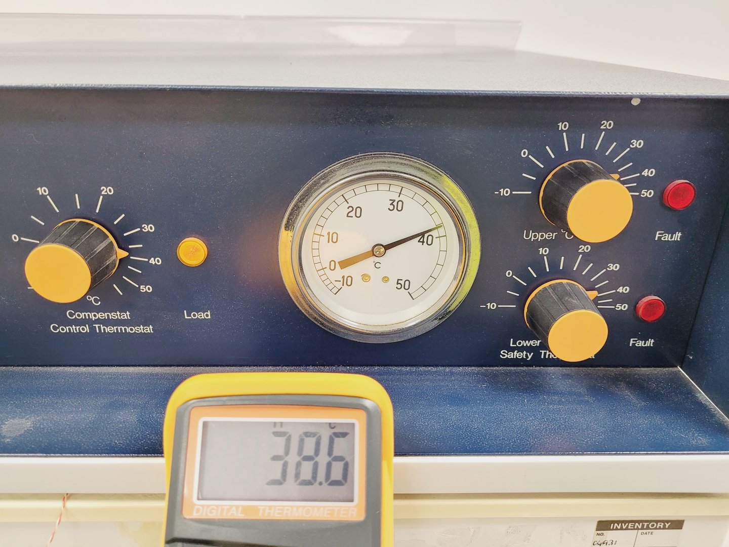 Image of Gallenkamp Cooled Incubator Model - IR 211GA Lab