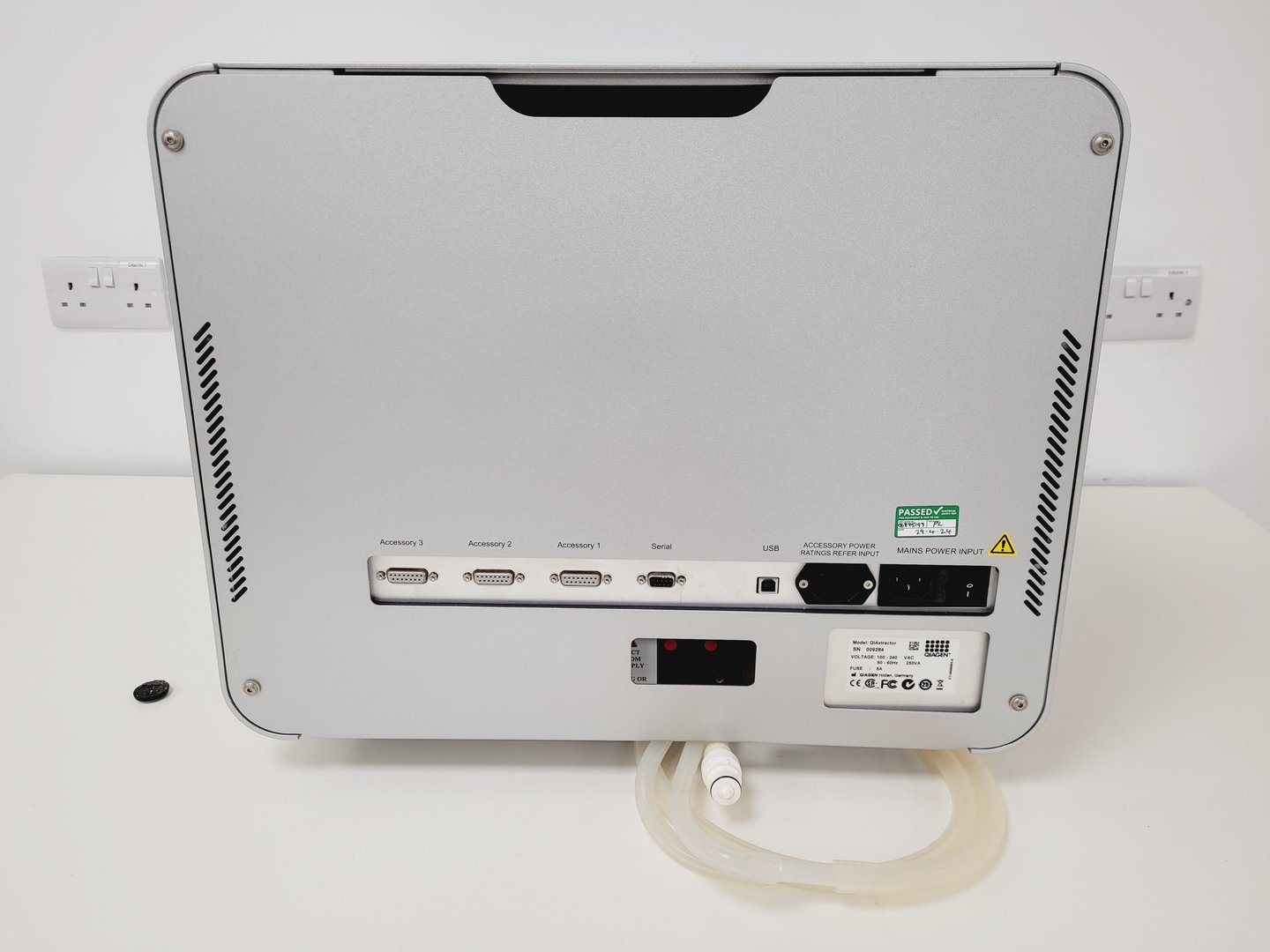 Image of Qiagen QIAcube HT QIAxtractor System w/ VS04 Pump Spares/Repair Lab