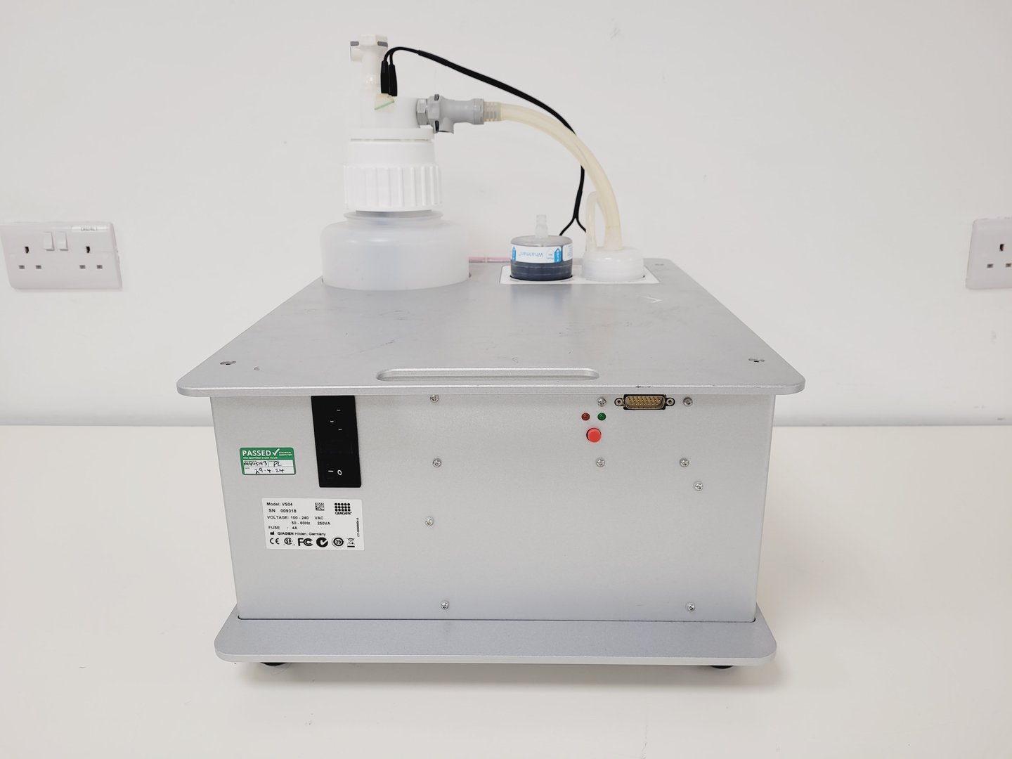 Image of Qiagen QIAcube HT QIAxtractor Nucleic Acid Purification System w/ VS04 Pump Lab