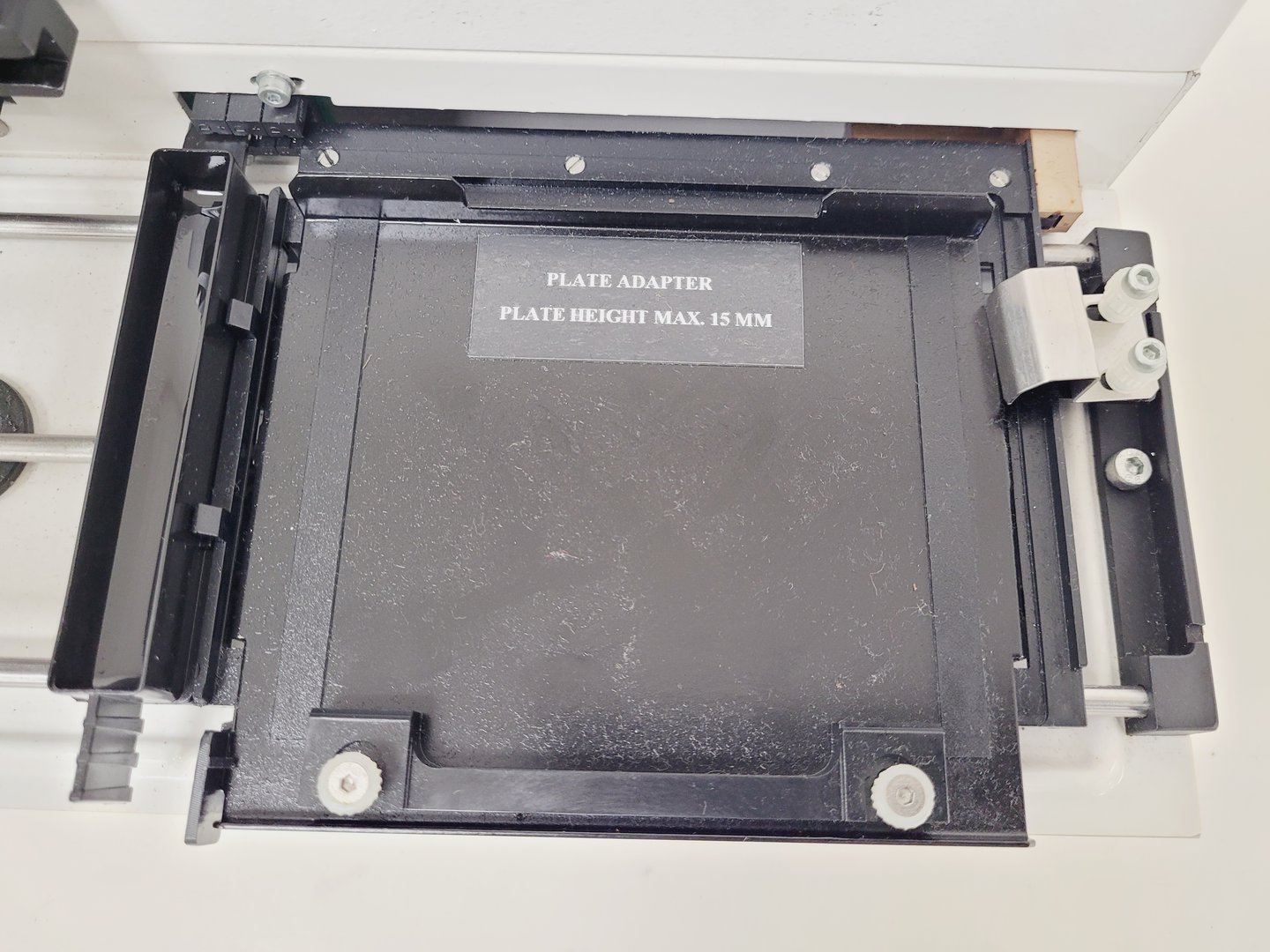 Thermo Scientific Multidrop 384 Microplate Dispenser Labsystems 832 Lab