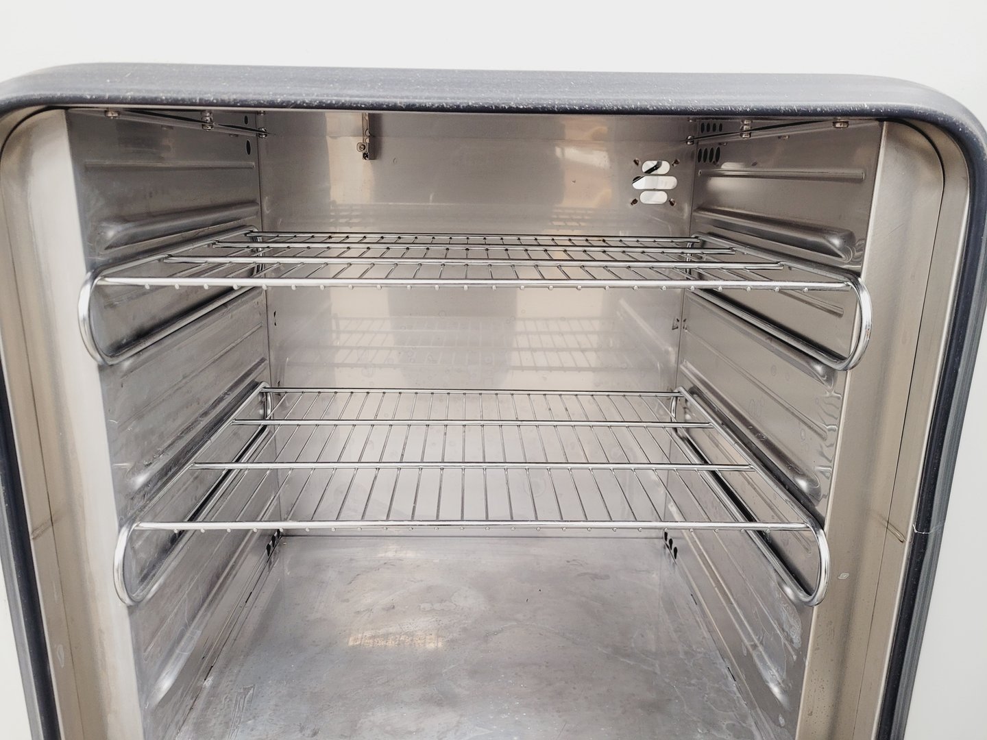 Image of Binder ED 53 Laboratory Gravity Convection Drying & Heating Oven Lab
