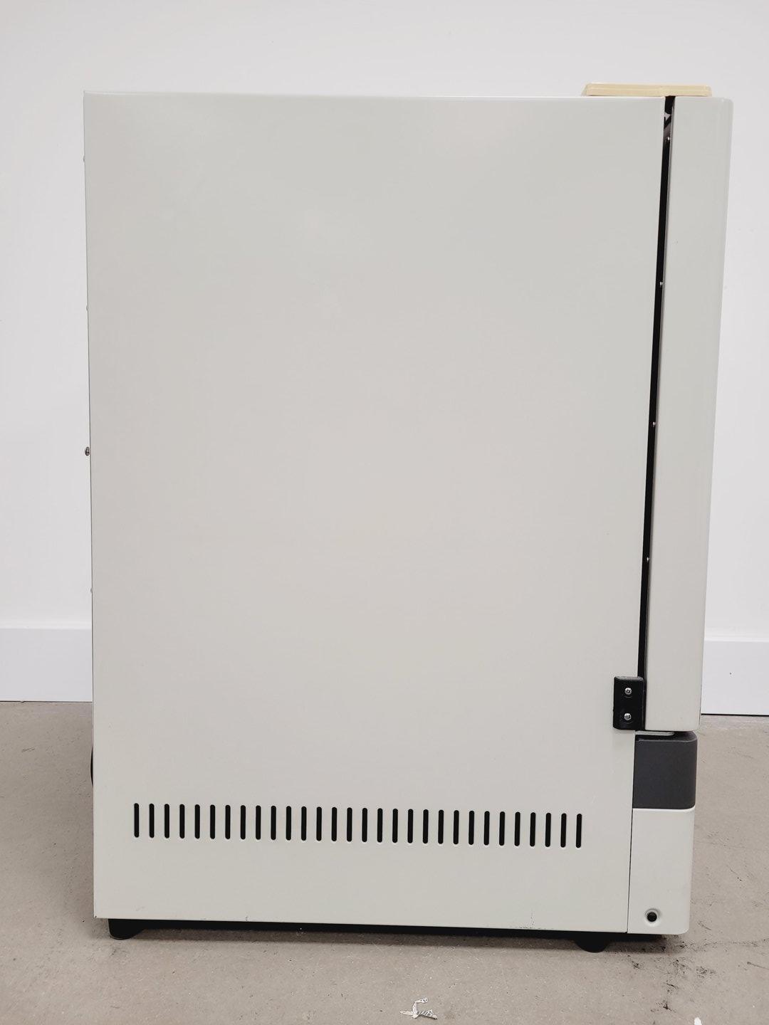 Image of Sanyo MIR-162 Gravity Convection Incubator Lab