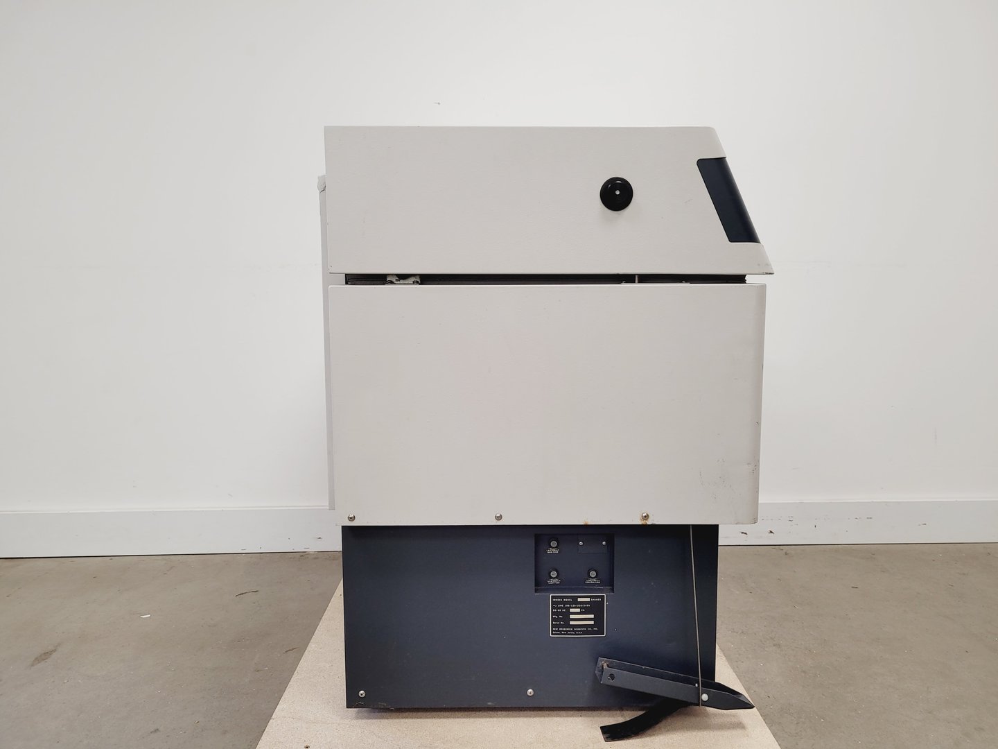 Image of New Brunswick Innova 4330 Incubator Shaker Lab Spares/Repairs