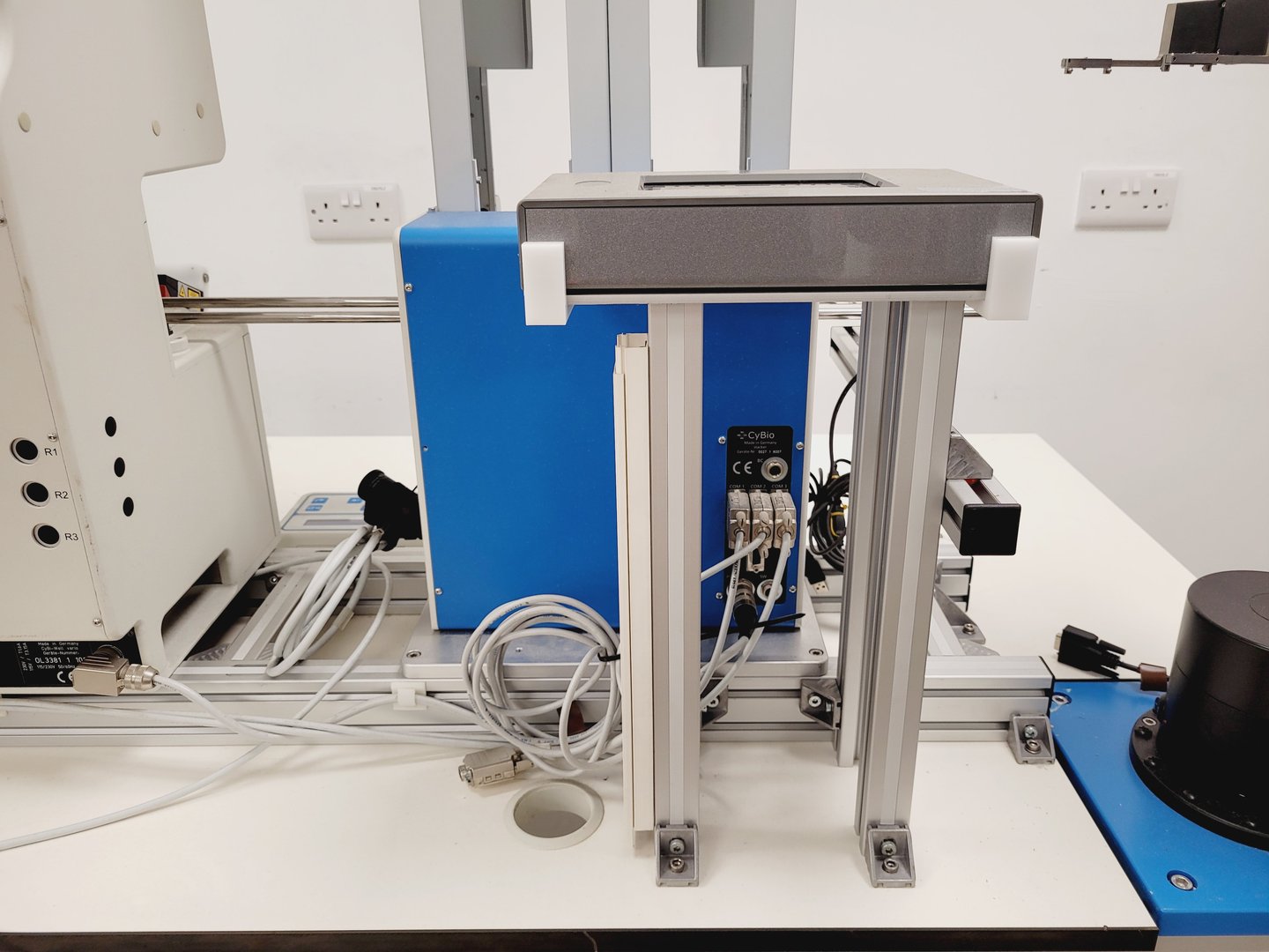 Image of CyBio CyBi Well Vario Pipetting Robot System - 96-Head & 384-Head