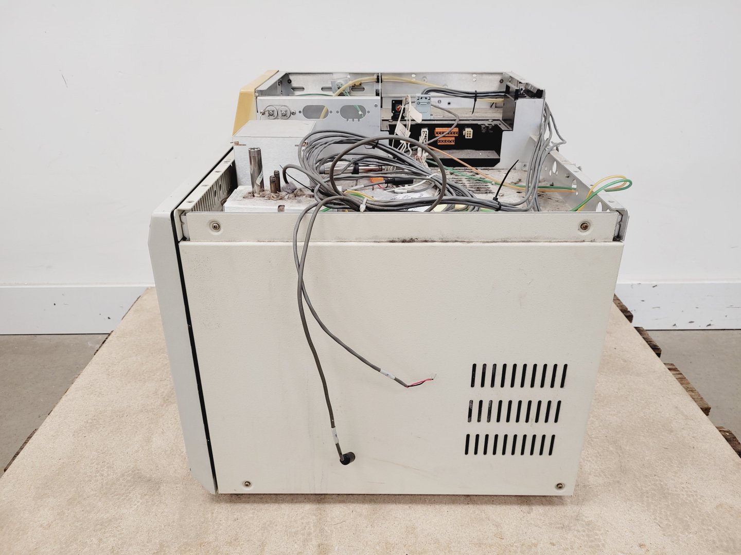 Image of Job Lot of Varian GC Systems Gas Chromatograph Spares or Repairs Lab