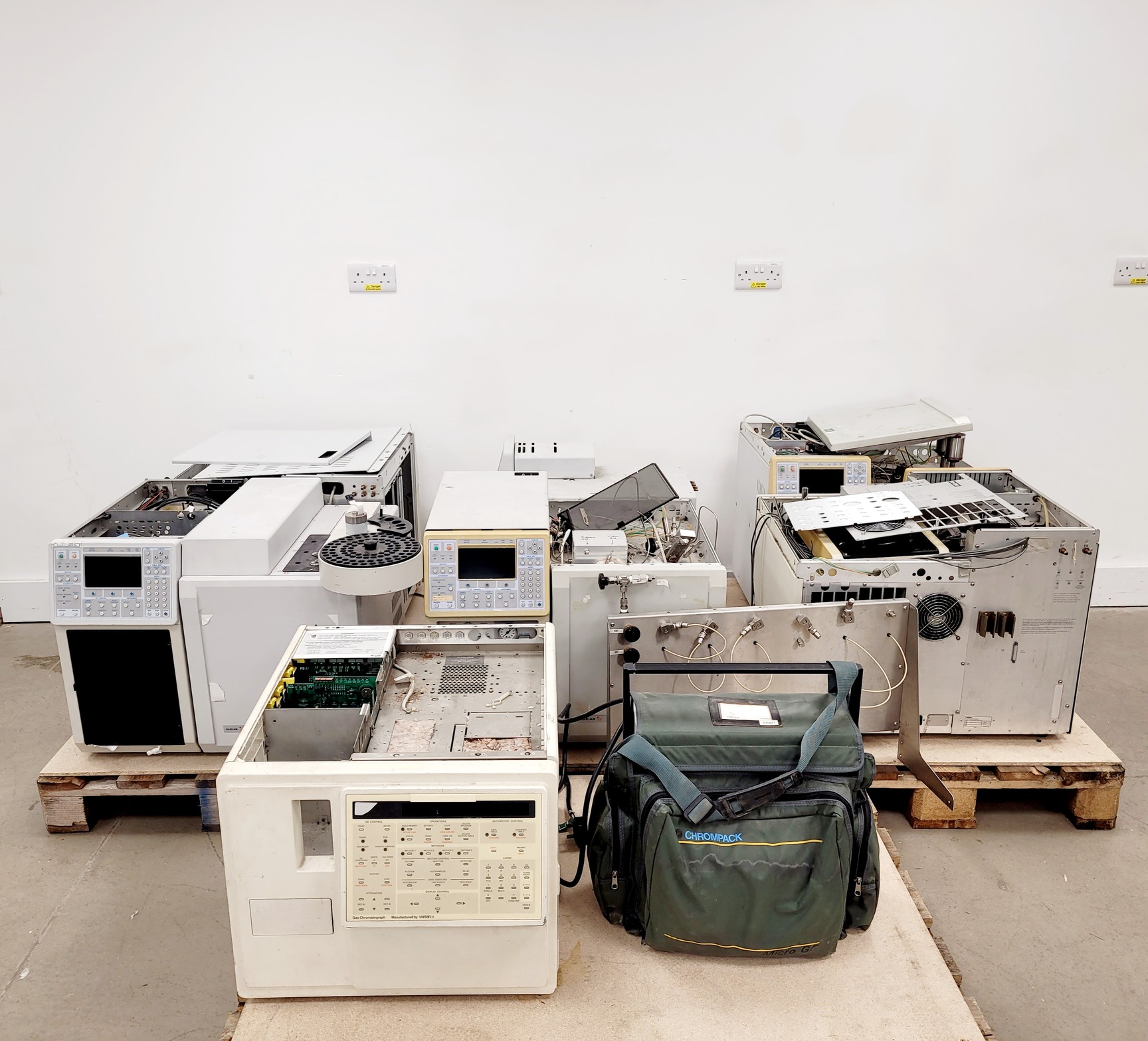 Image of Job Lot of Varian GC Systems Gas Chromatograph Spares or Repairs Lab