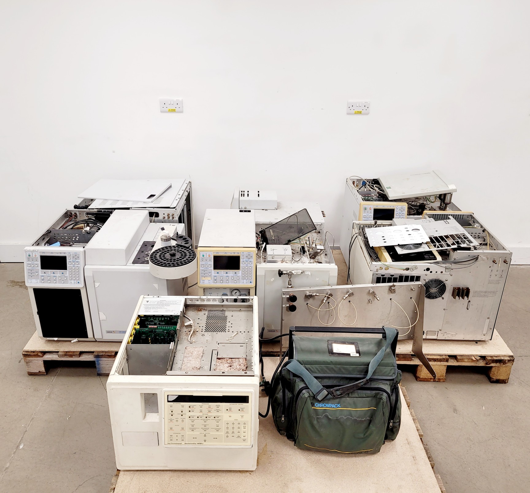 Image of Job Lot of Varian GC Systems Gas Chromatograph Spares or Repairs Lab