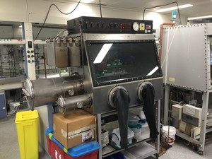 Thumbnail image of Saffron Glove Box With Columns + Saffron Regeneration Oven Lab