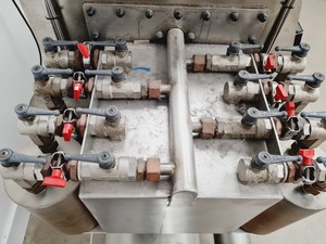 Thumbnail image of Saffron Glove Box With Columns + Saffron Regeneration Oven Lab
