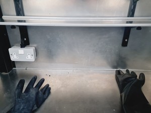 Thumbnail image of Saffron Glove Box With Columns + Saffron Regeneration Oven Lab