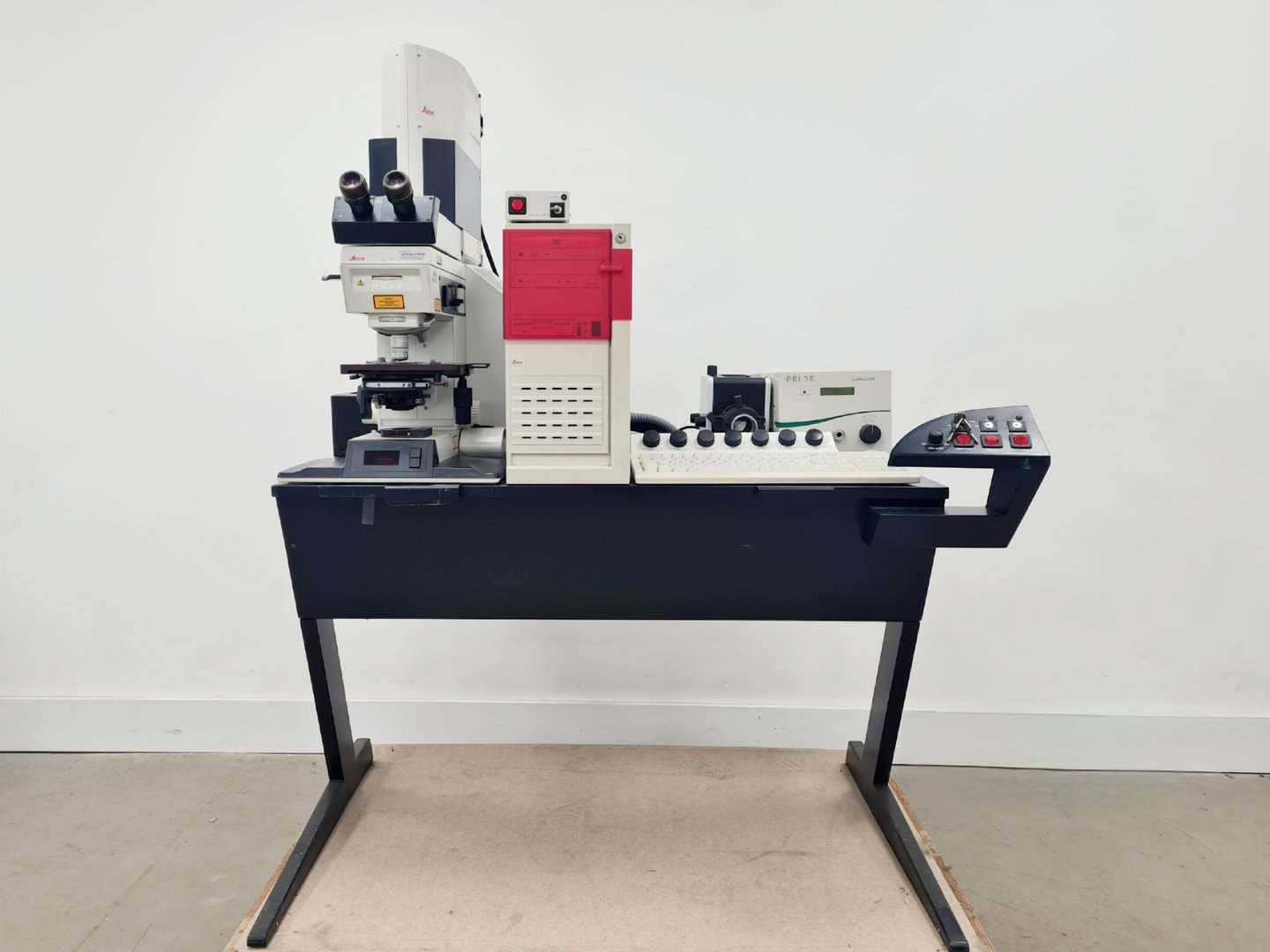 Image of Leica Microsystems Type - TCS SP2 Confocal Microscope System Lab