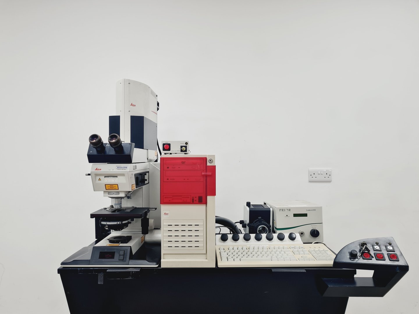 Image of Leica Microsystems Type - TCS SP2 Confocal Microscope System Lab