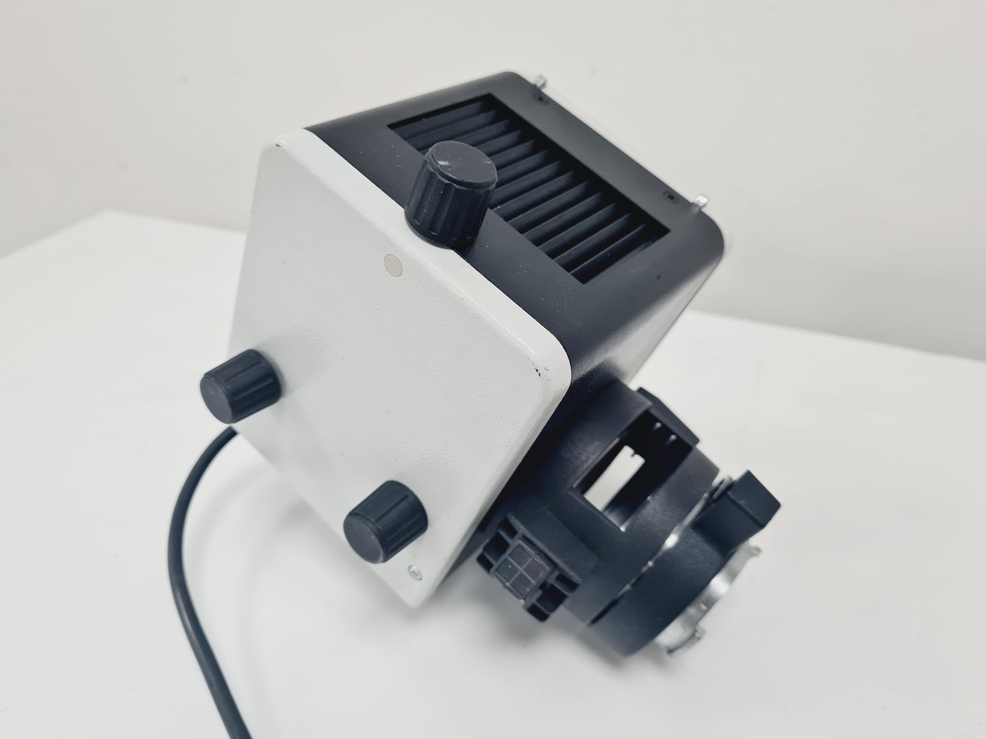 Image of Leica Microsystems Type - TCS SP2 Confocal Microscope System Lab