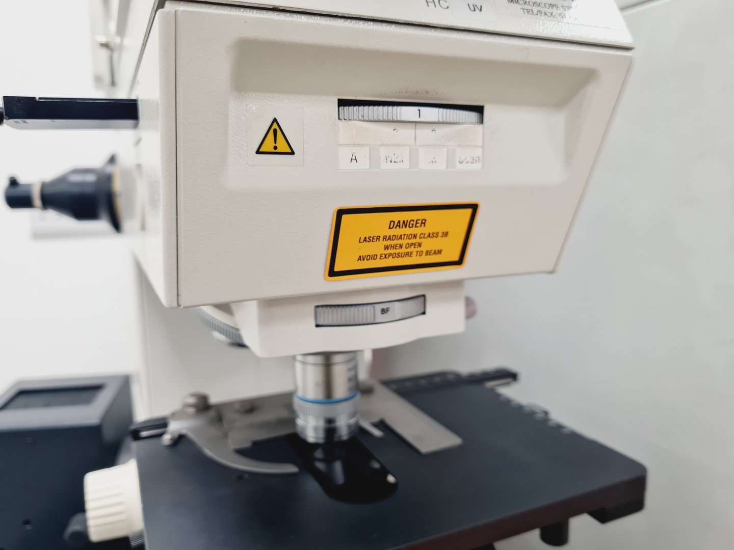 Image of Leica Microsystems Type - TCS SP2 Confocal Microscope System Lab