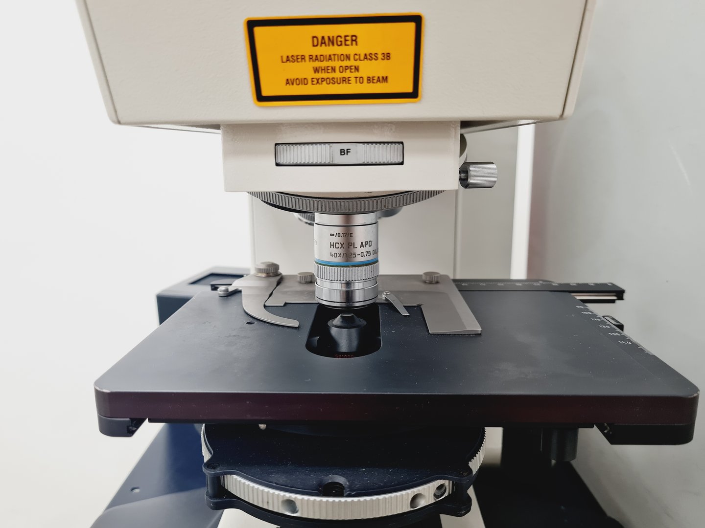 Image of Leica Microsystems Type - TCS SP2 Confocal Microscope System Lab