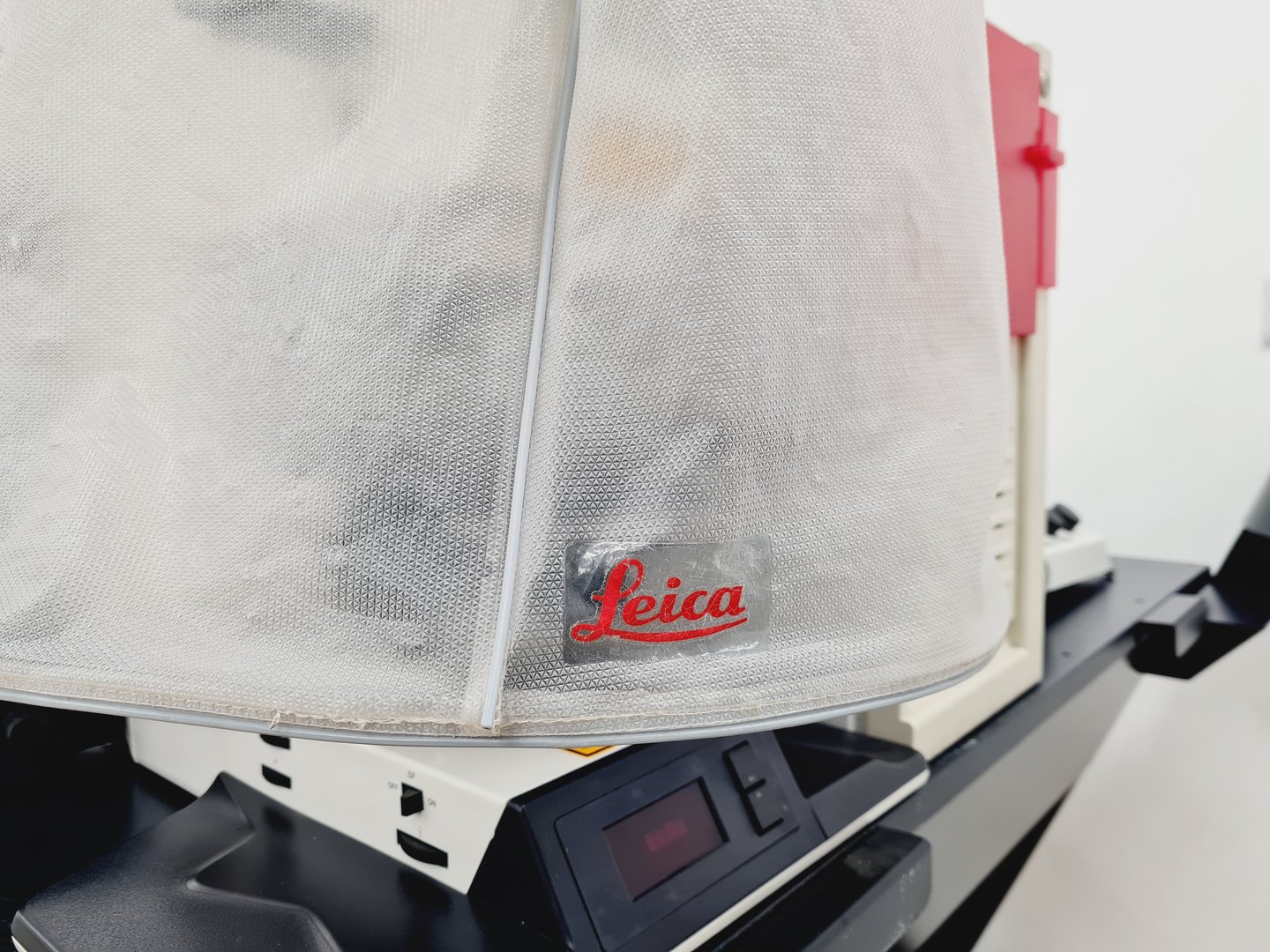 Image of Leica Microsystems Type - TCS SP2 Confocal Microscope System Lab