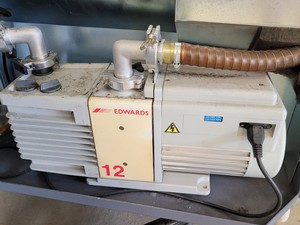 Thumbnail image of Bruker S4 Pioneer XRF with Software Lab Spares/Repairs