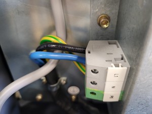 Thumbnail image of Bruker S4 Pioneer XRF with Software Lab Spares/Repairs
