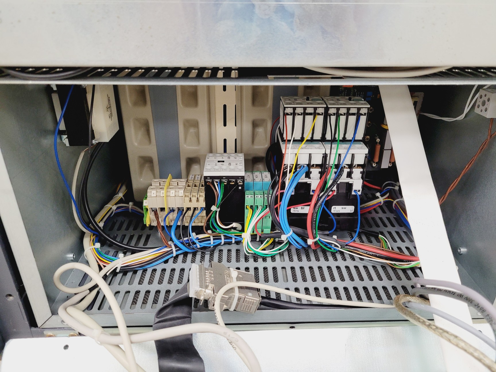 Image of Bruker S4 Pioneer XRF with Software Lab Spares/Repairs