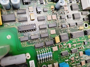 Thumbnail image of Bruker S4 Pioneer XRF with Software Lab Spares/Repairs