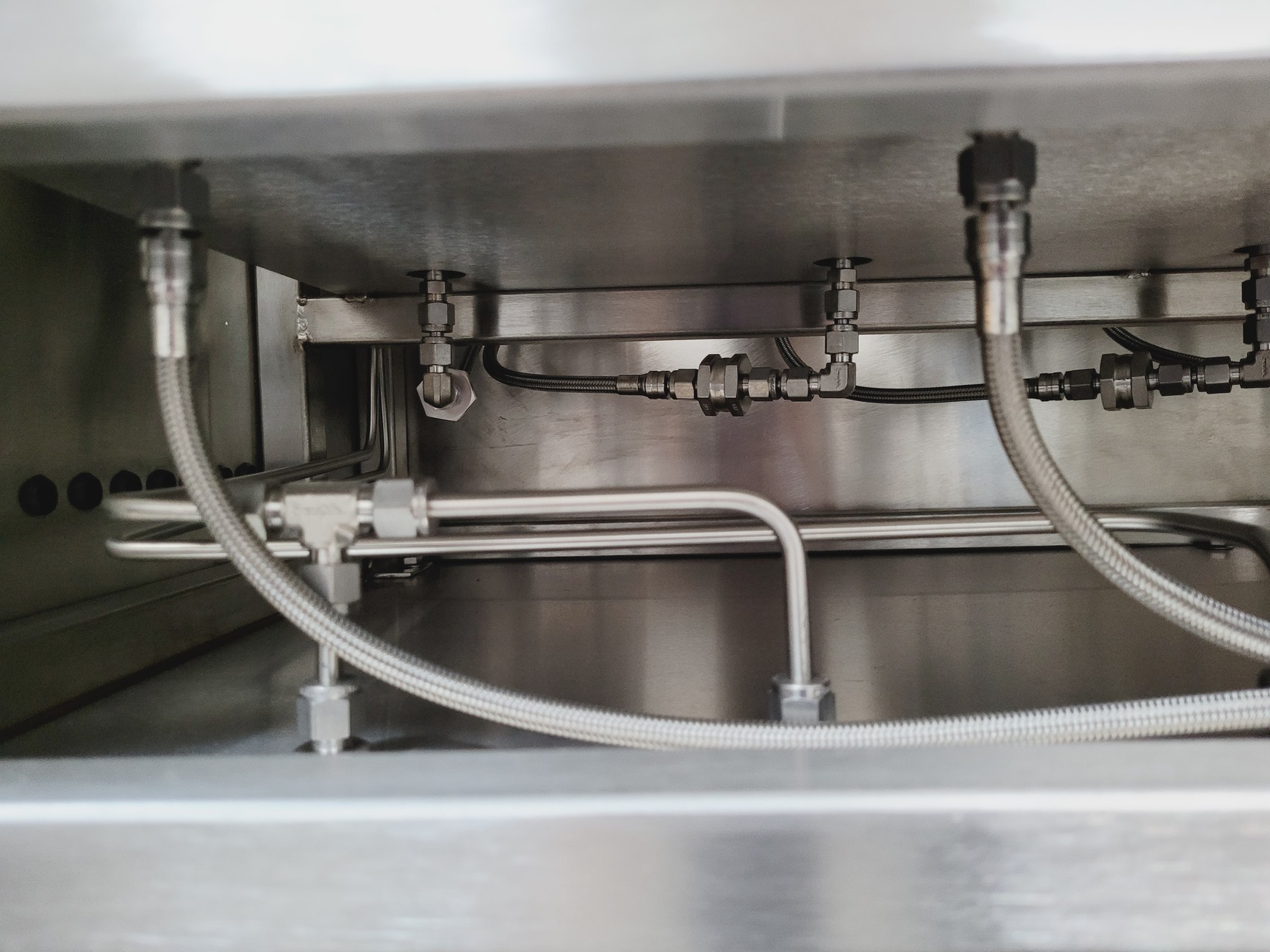 Image of LC Technology Solutions SP-1 Stand-Alone Solvent Purification System 