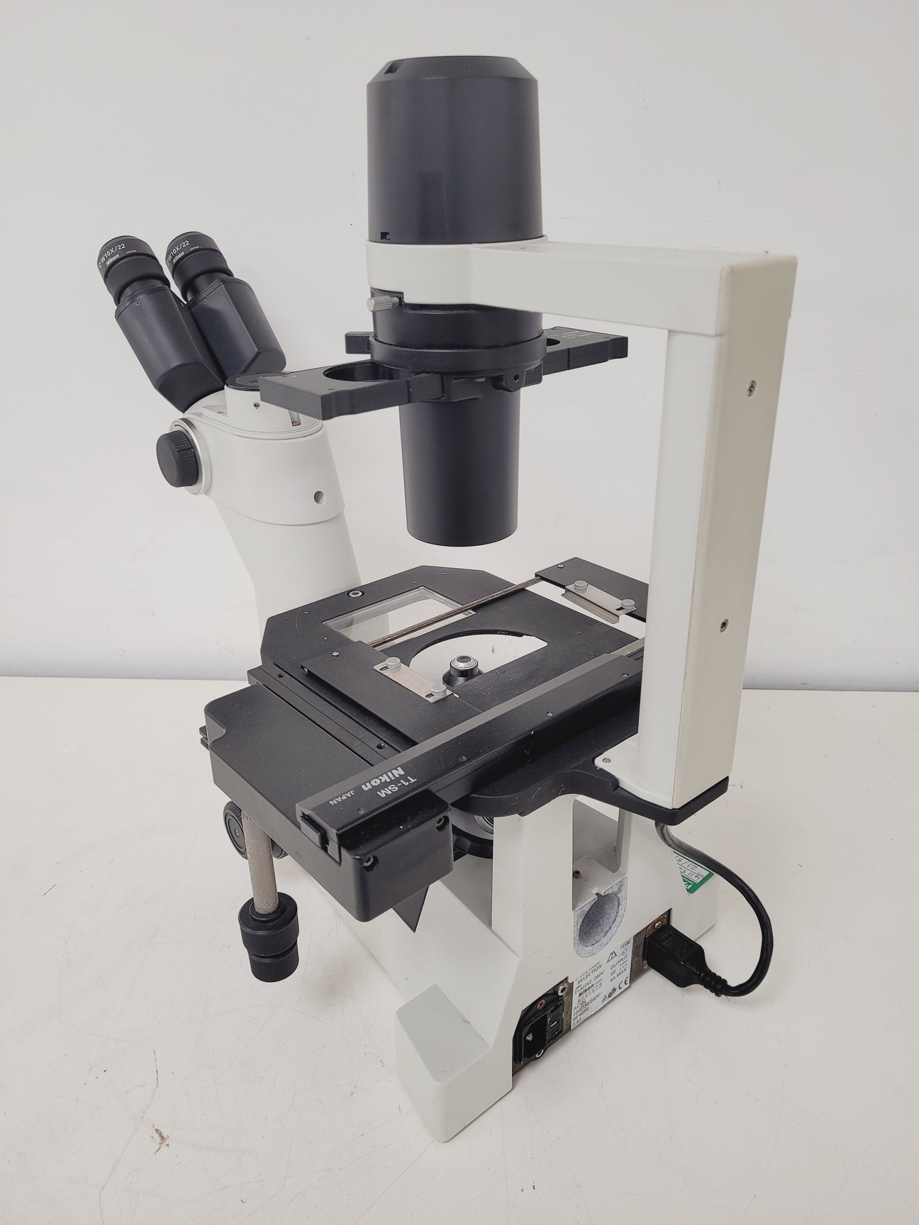 Image of Nikon Eclipse TS100 Microscope w/ 3 x Objectives Ph1, 10x, 20x, 40x Lab