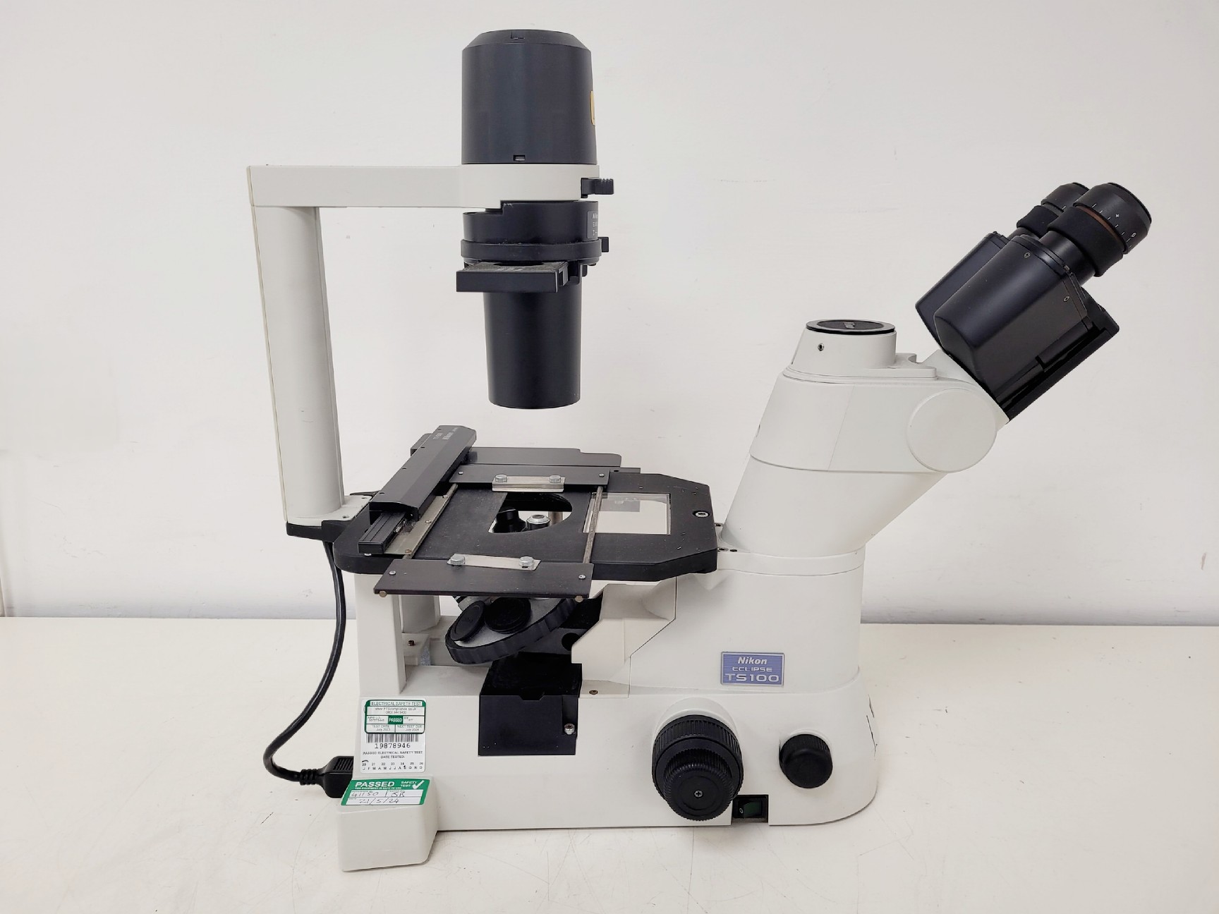 Image of Nikon Eclipse TS100 Microscope w/ 3 x Objectives Ph1, 10x, 20x, 40x Lab