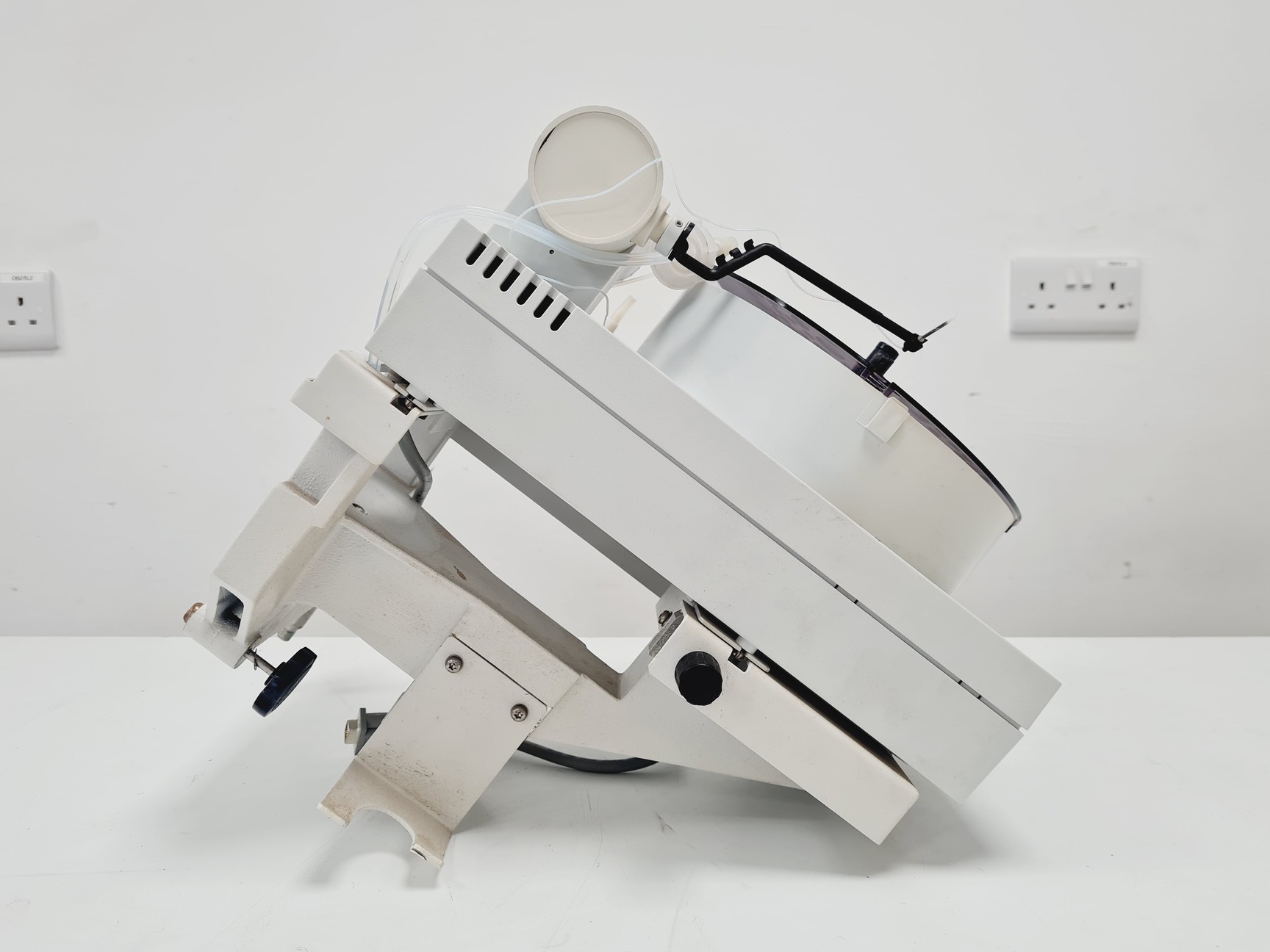 Image of  Perkin Elmer AS800 Furnace Autosampler Lab