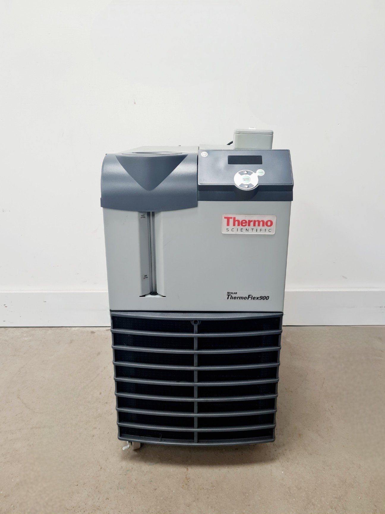 Image of Thermo Scientific Model ThermoFlex 900 Recirculating Chiller Lab