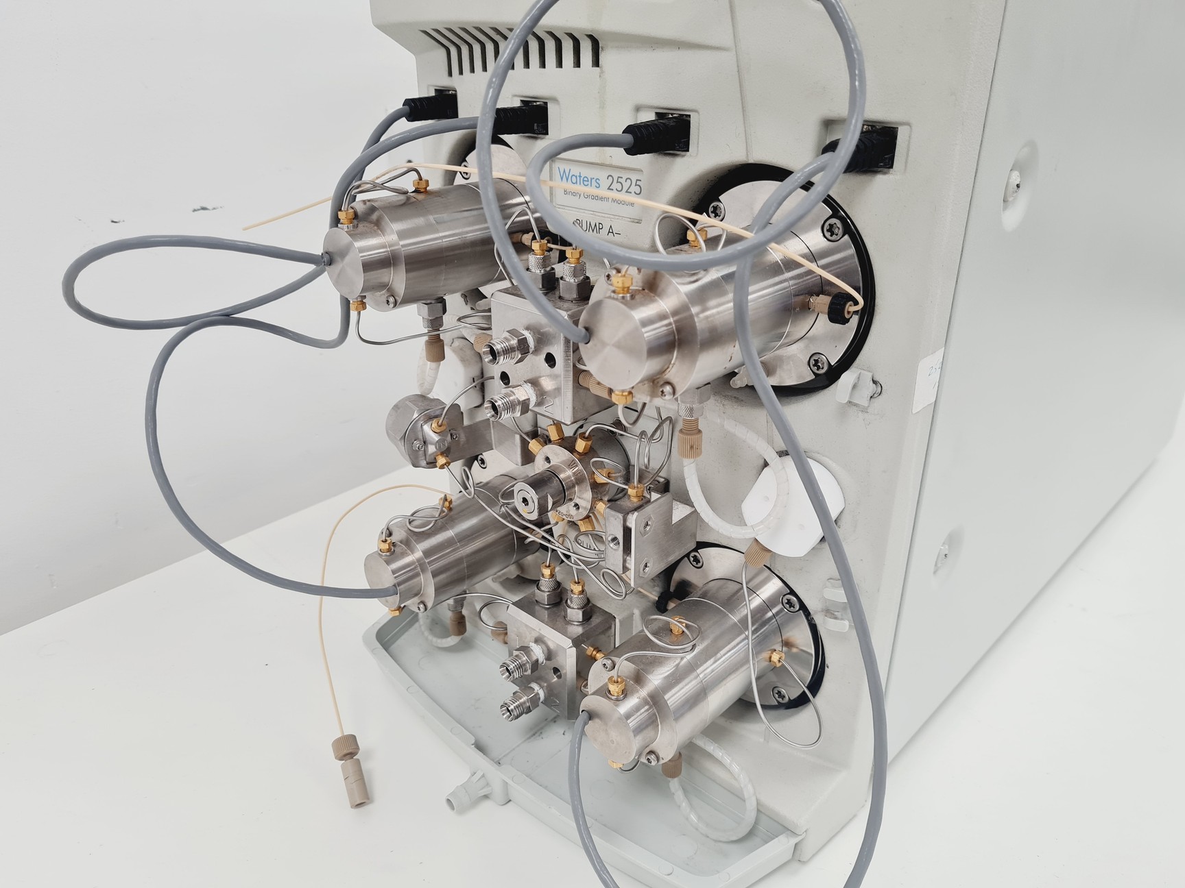 Image of Waters 2525 Binary Gradient Module Lab Spares/Repairs