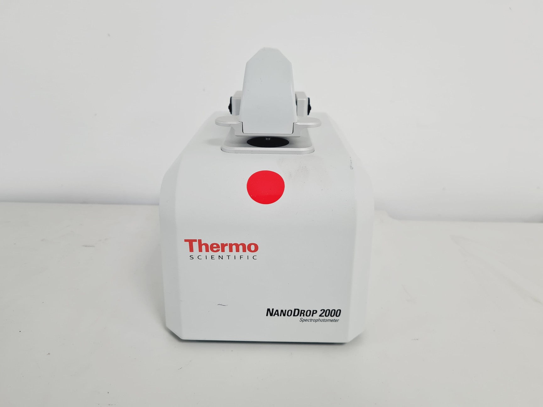 Image of Thermo Scientific NanoDrop 2000 Spectrophotometer Lab w/ PC & Software Lab