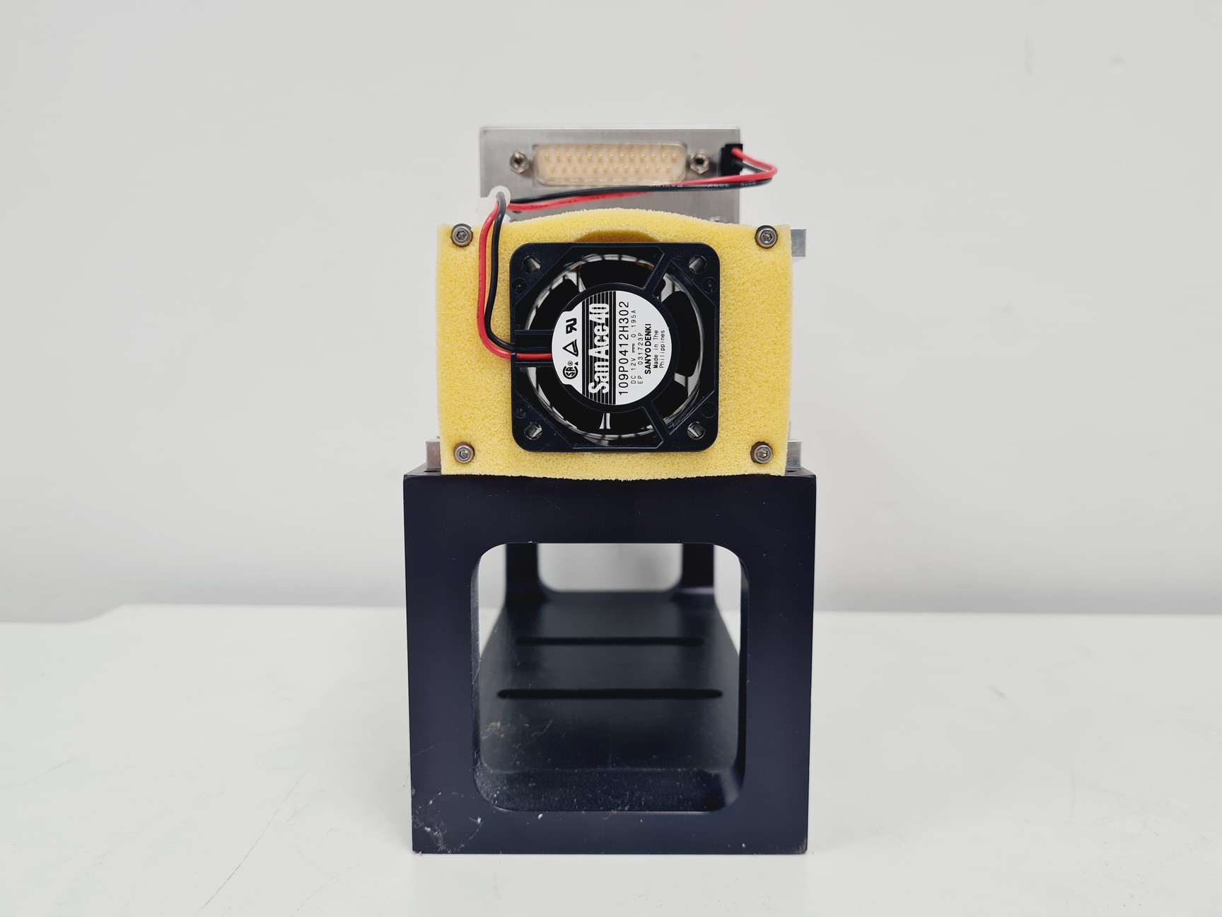 Image of Coherent Sapphire Controller with Sapphire 488 Laser Head Lab