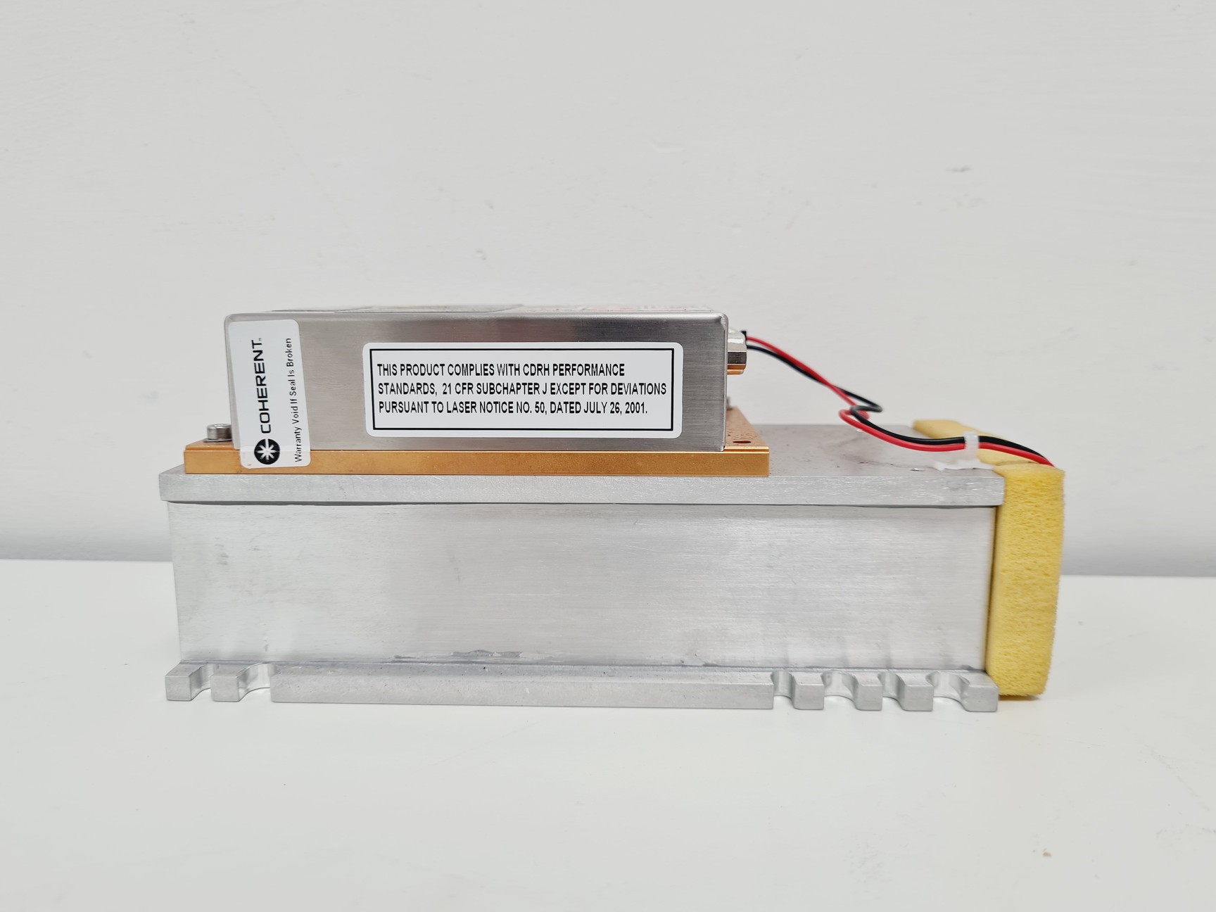 Image of Coherent Sapphire Controller with Sapphire 561-100 Laser Head Lab