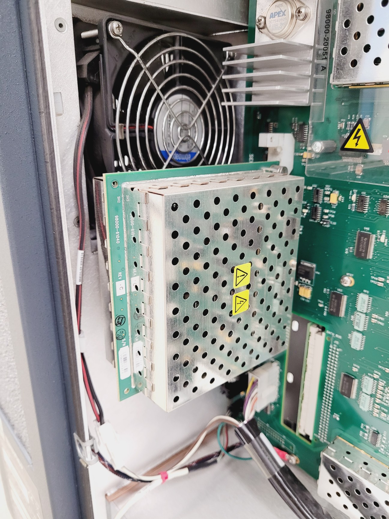 Image of Thermo Scientific LTQ Orbitrap XL Hybrid Ion Mass Spec System Lab