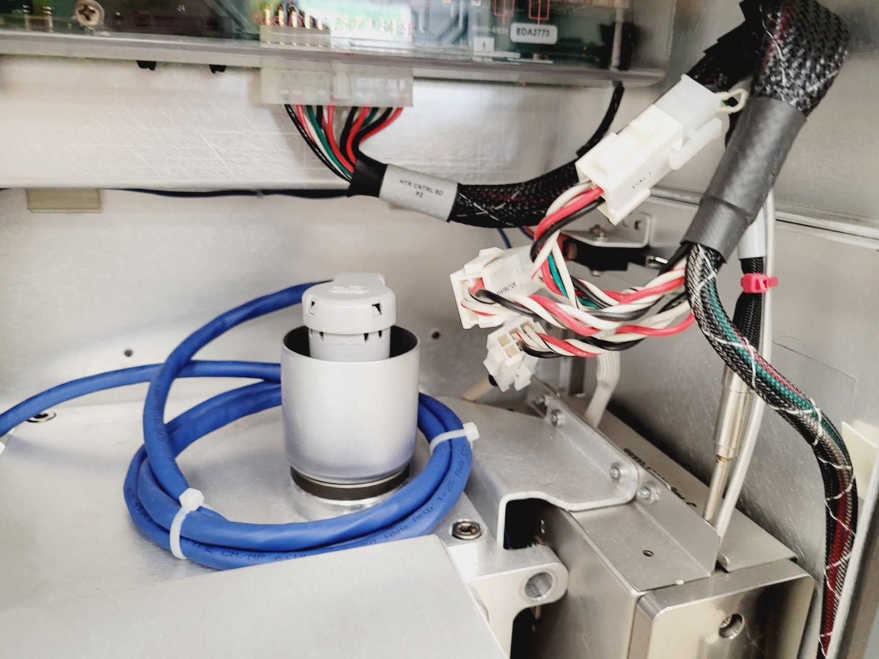 Image of Thermo Scientific LTQ Orbitrap XL Hybrid Ion Mass Spec System Lab