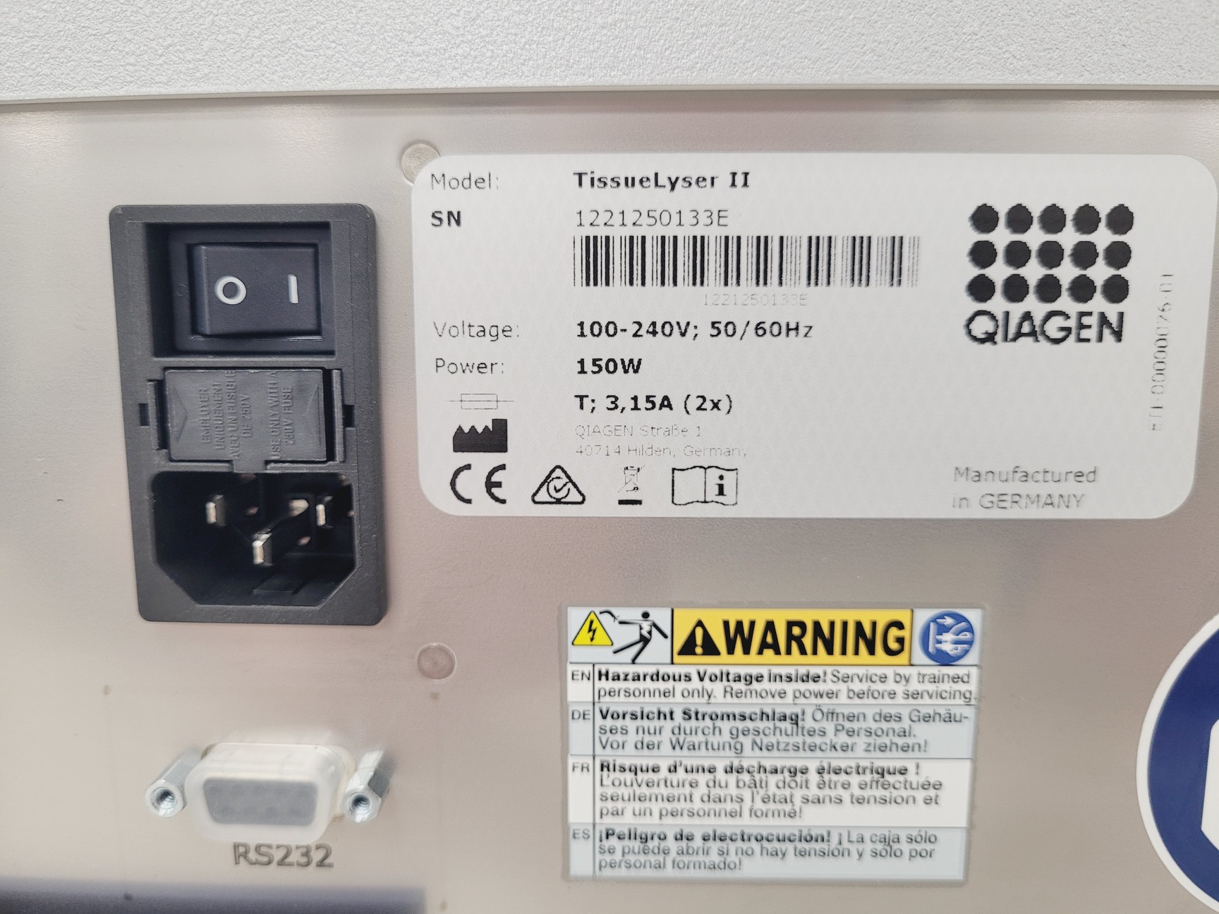 Image of Qiagen Tissuelyser II and Qiagen Tissuelyser adapter set 2 x 24 (box)