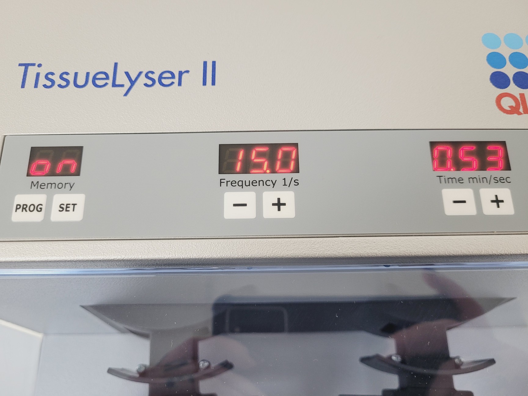 Image of Qiagen Tissuelyser II and Qiagen Tissuelyser adapter set 2 x 24 (box)