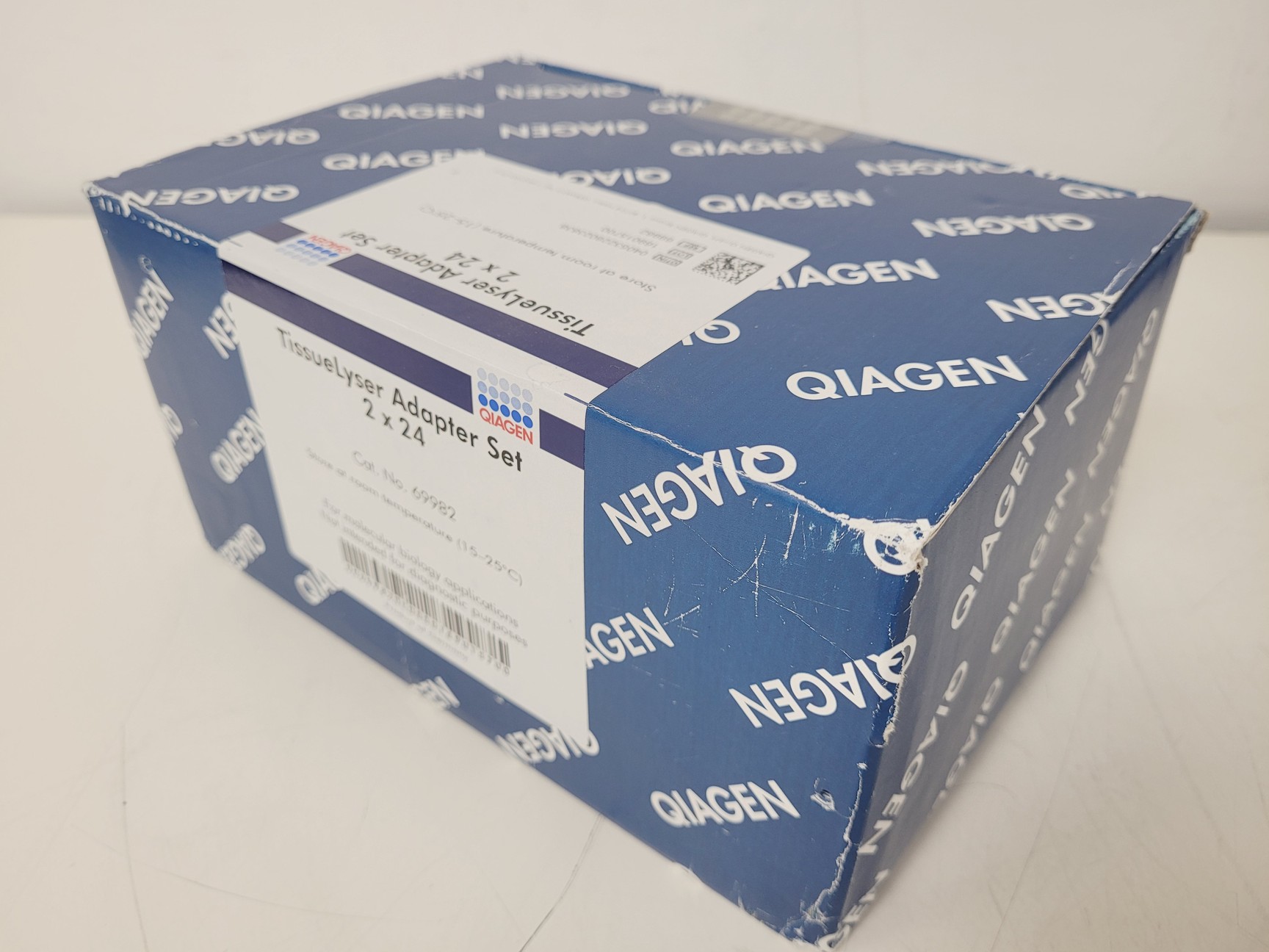 Image of Qiagen Tissuelyser II and Qiagen Tissuelyser adapter set 2 x 24 (box)
