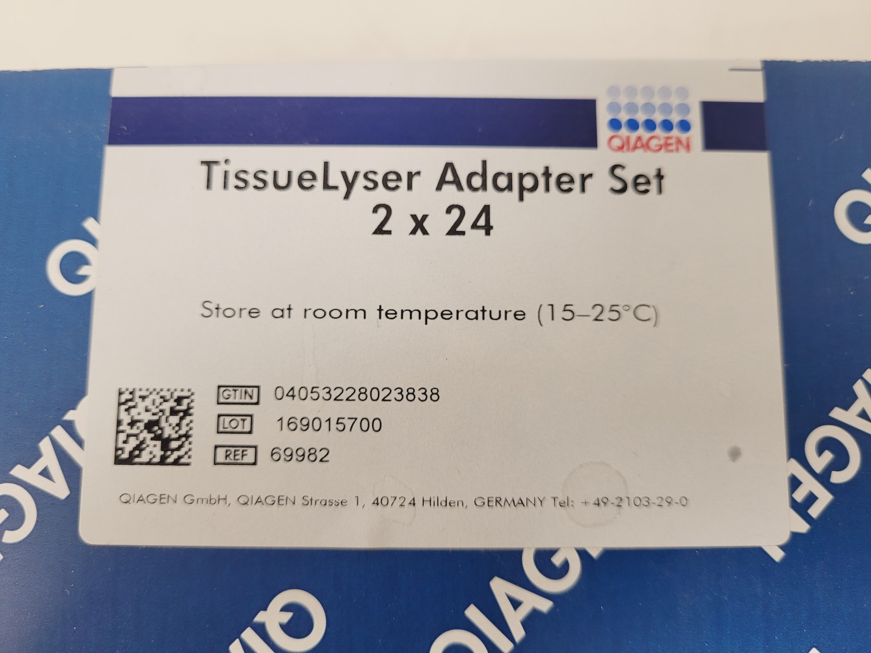 Image of Qiagen Tissuelyser II and Qiagen Tissuelyser adapter set 2 x 24 (box)