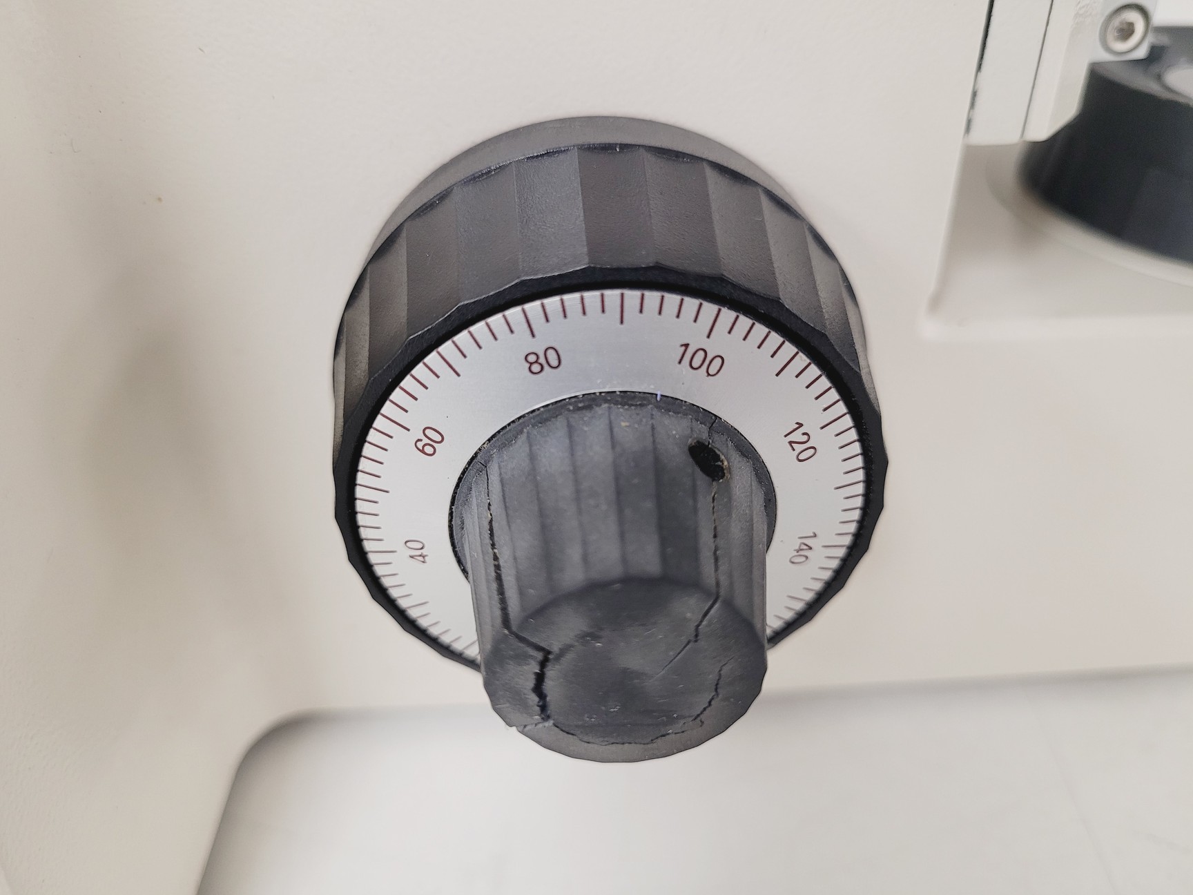 Image of Zeiss Axioskop Microscope w/ 3 x Objectives NEOFL 100x, 40x, 20x Lab