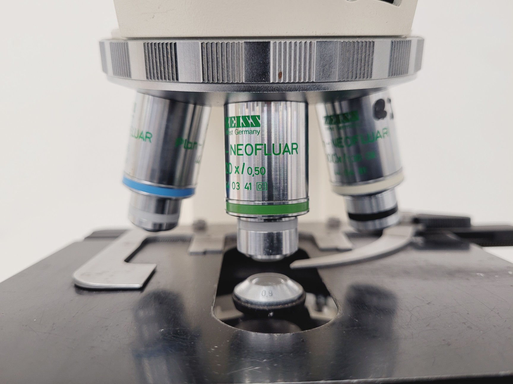 Image of Zeiss Axioskop Microscope w/ 3 x Objectives NEOFL 100x, 40x, 20x Lab