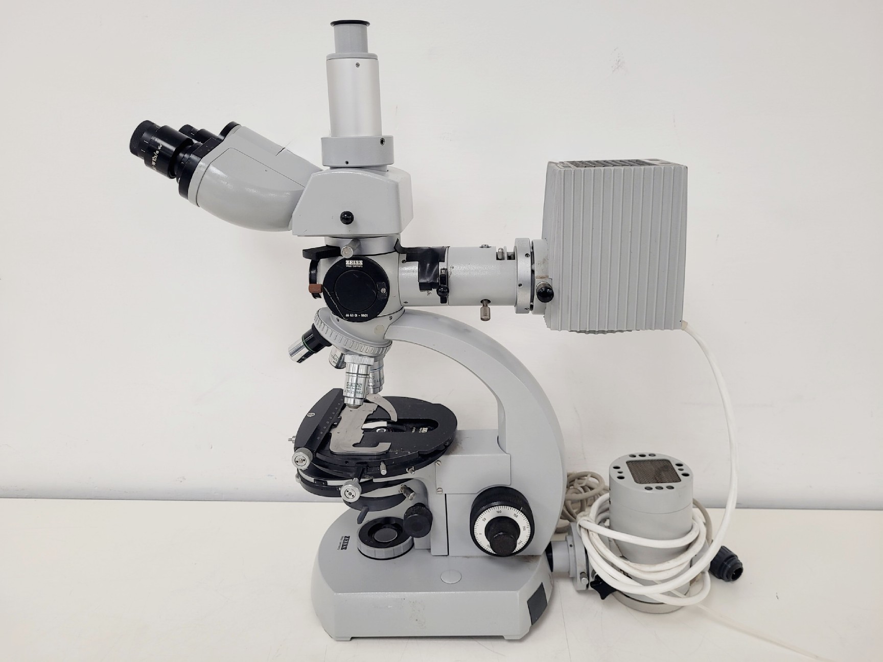 Image of Zeiss Standard Fluorescence Microscope w/ 4 x Objectives Lab