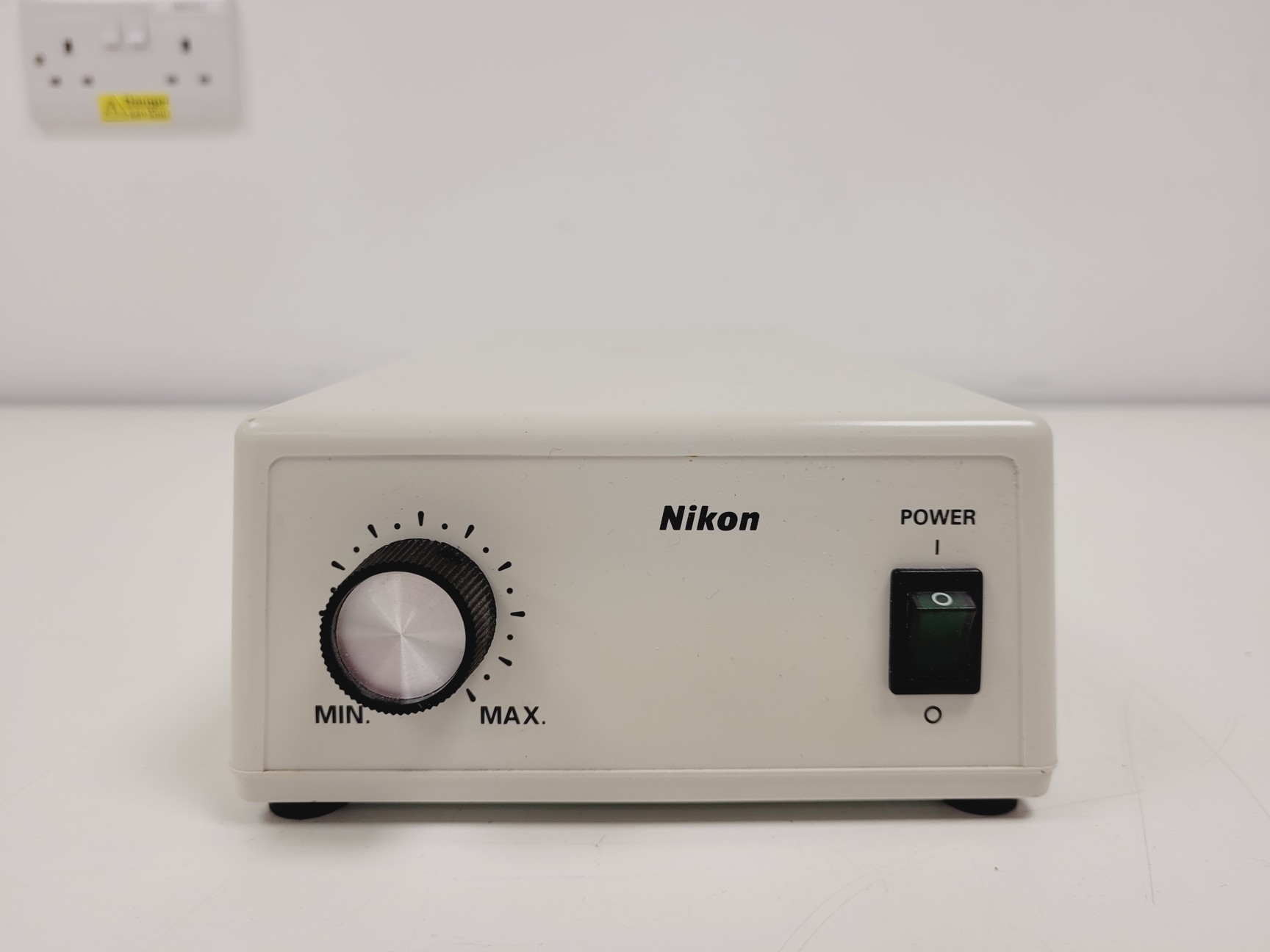 Image of Nikon Eclipse TE200 Microscope w/ 3 x Objectives Plan, Ph w/  TE-PS100 PSU Lab