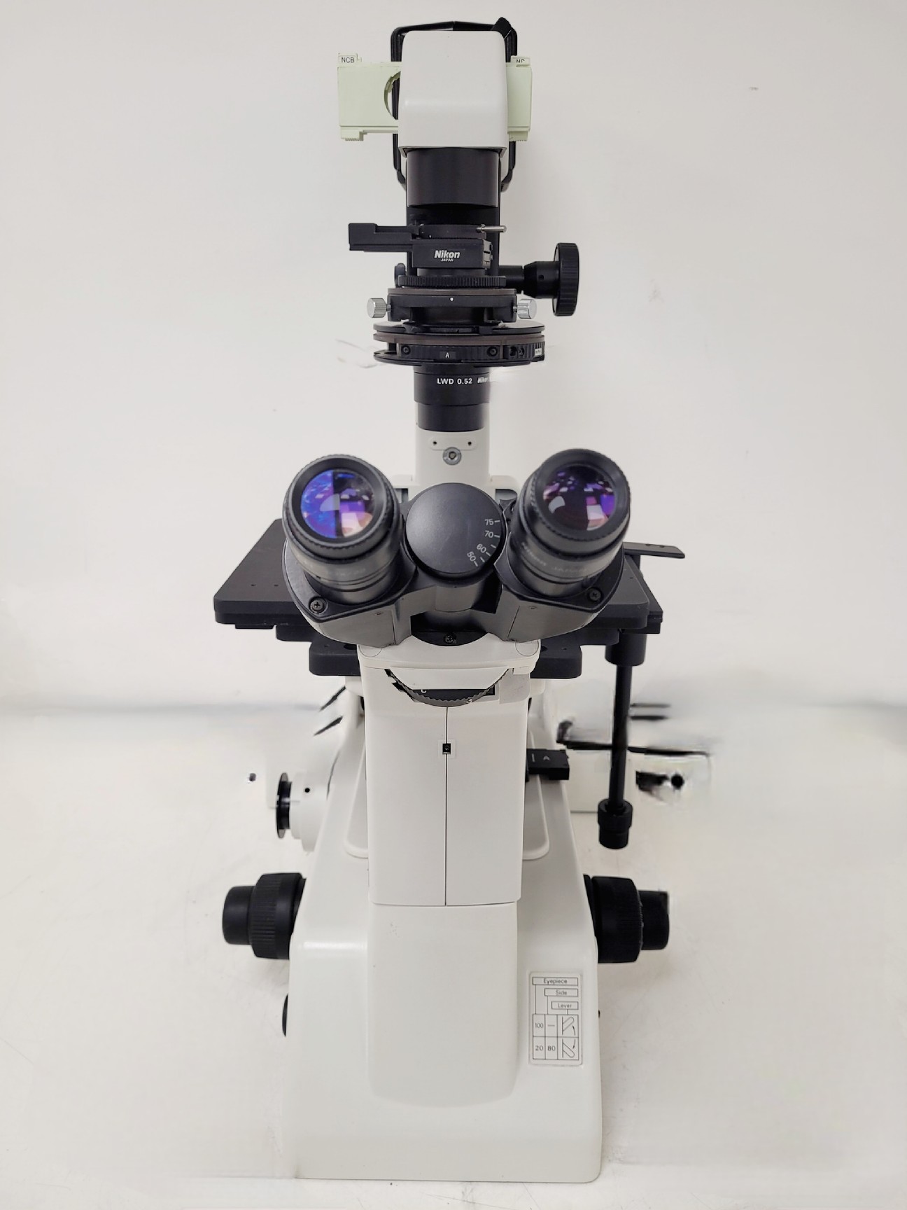 Image of Nikon Eclipse TE200 Microscope w/ 3 x Objectives Plan, Ph w/  TE-PS100 PSU Lab