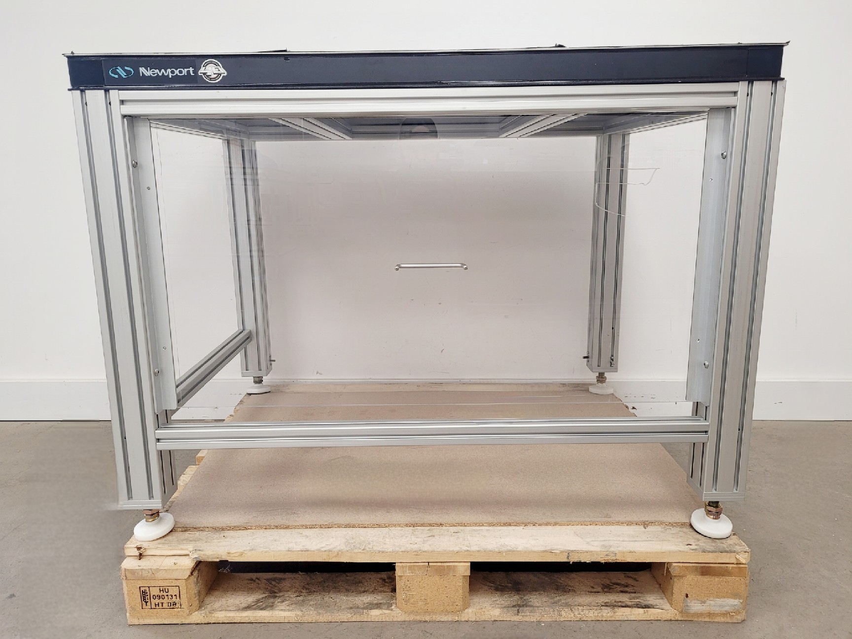 Image of Newport Anti-Vibration Table 90x120x90 Lab