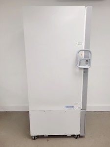 Thumbnail image of Thermo Scientific -86 HERAFreeze HDE Series HDE40086FV ULT Freezer Lab